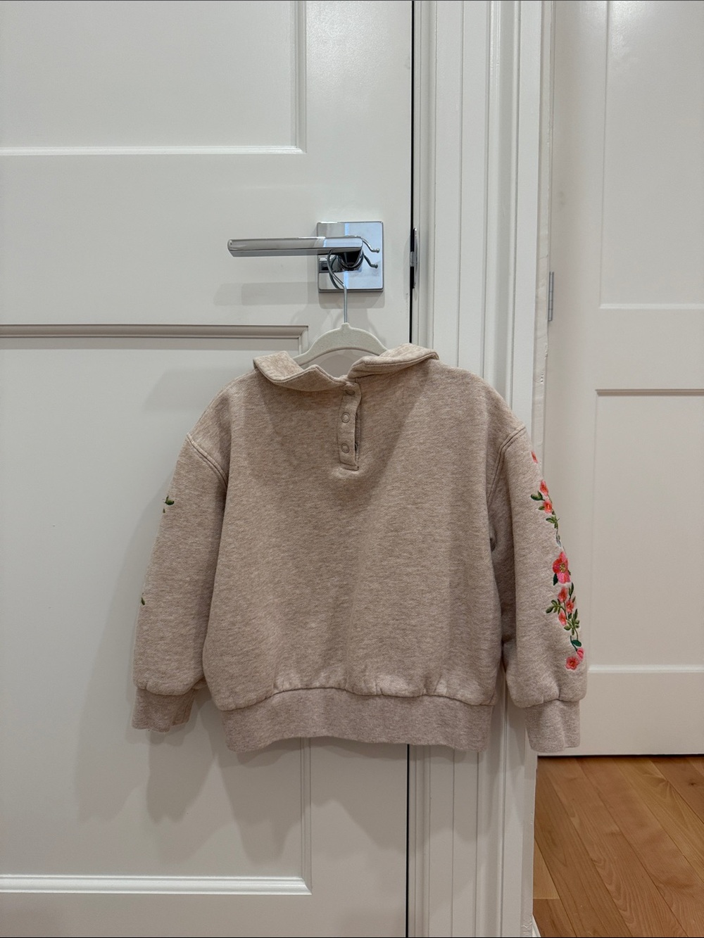 Boden Mini - Embroidered Sweatshirt -
Oatmeal Marl Embroidery 3/4Y - Picture 4 of 5